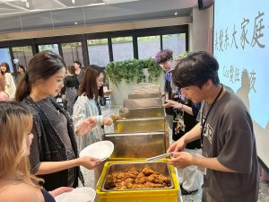 LINE_ALBUM_家聚_250610_16